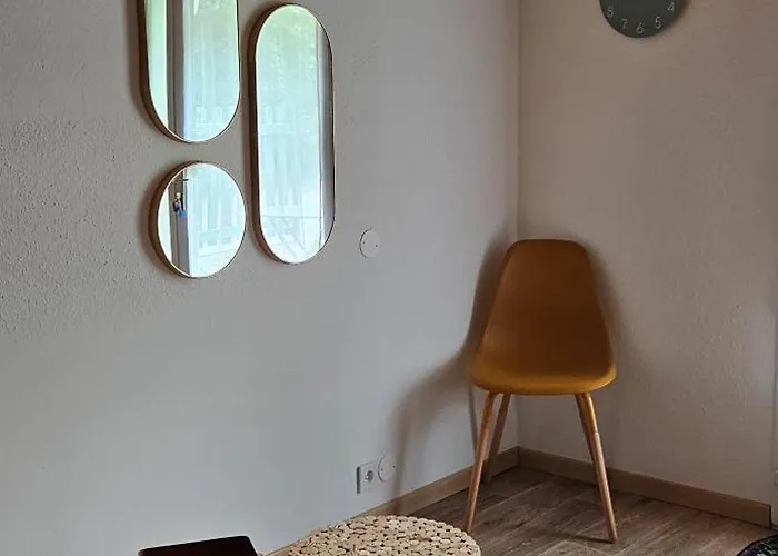 Isard - Le Hameau De La Courbiere * Tarascon-sur-Ariège