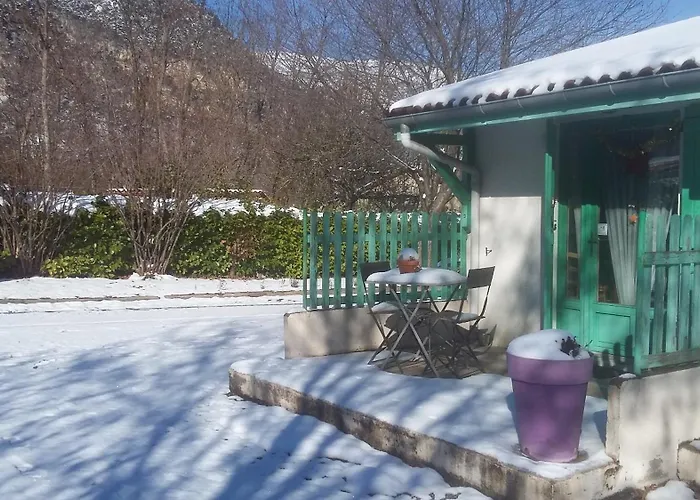 Isard - Le Hameau De La Courbiere Nyaraló