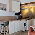 Isard - Le Hameau De La Courbiere *
